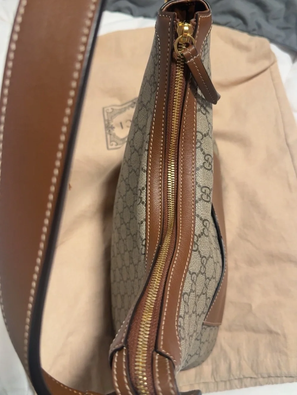 Gucci iconic gg